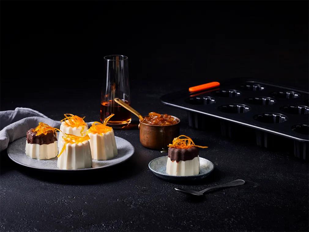 Jule-cannelé af panna cotta med appelsin