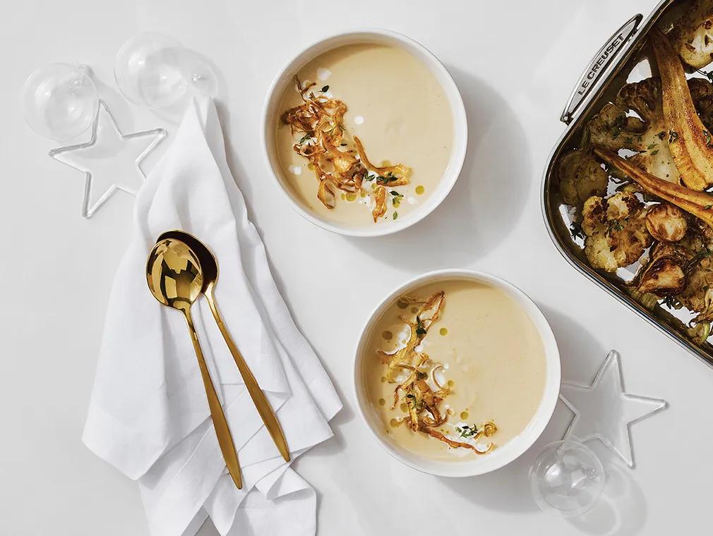 Suppe med ristet blomkål, pastinakk og nepe