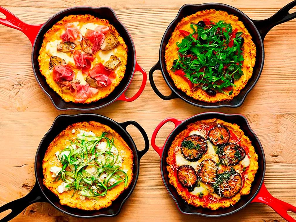 Blomkålpizza med fire toppinger