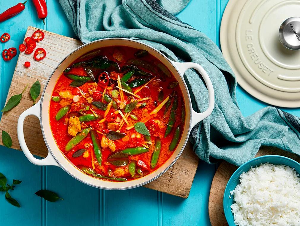 Thai-kylling i rød karri