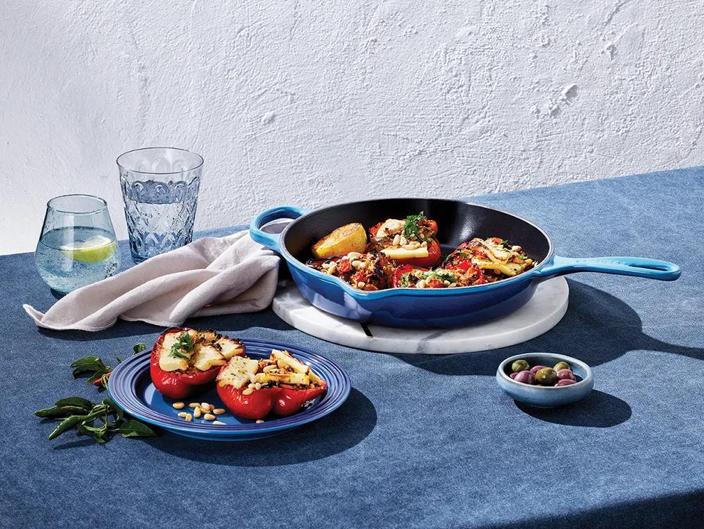 Fylt paprika med ris og grillet halloumi