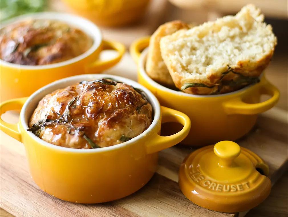 Mini focaccia med rosmarin og honning