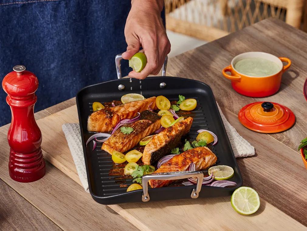 Chipotle-laks med mynteyoghurt