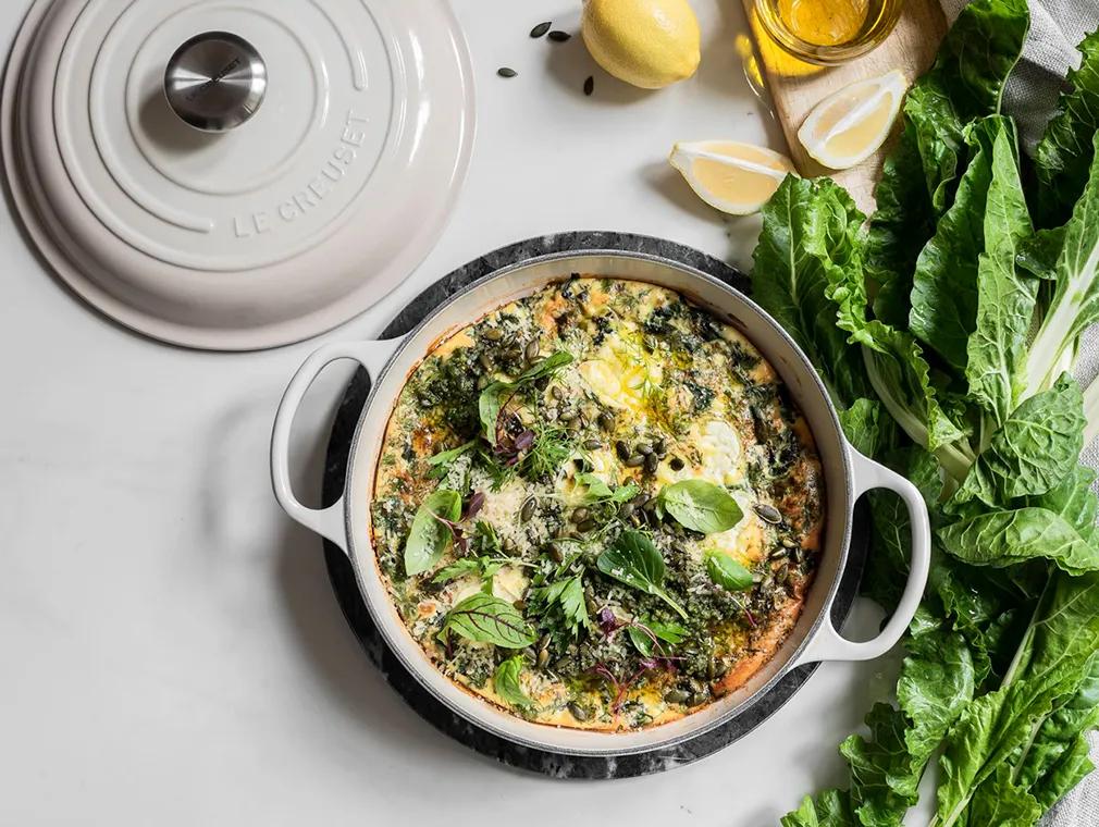 Frittata med spinat, geitost og gresskarfrøpesto
