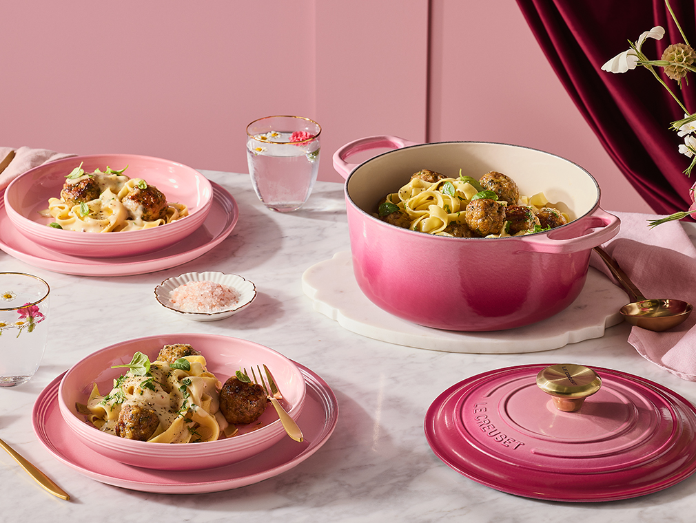 Pasta med kjøttboller og hvitvinssaus
