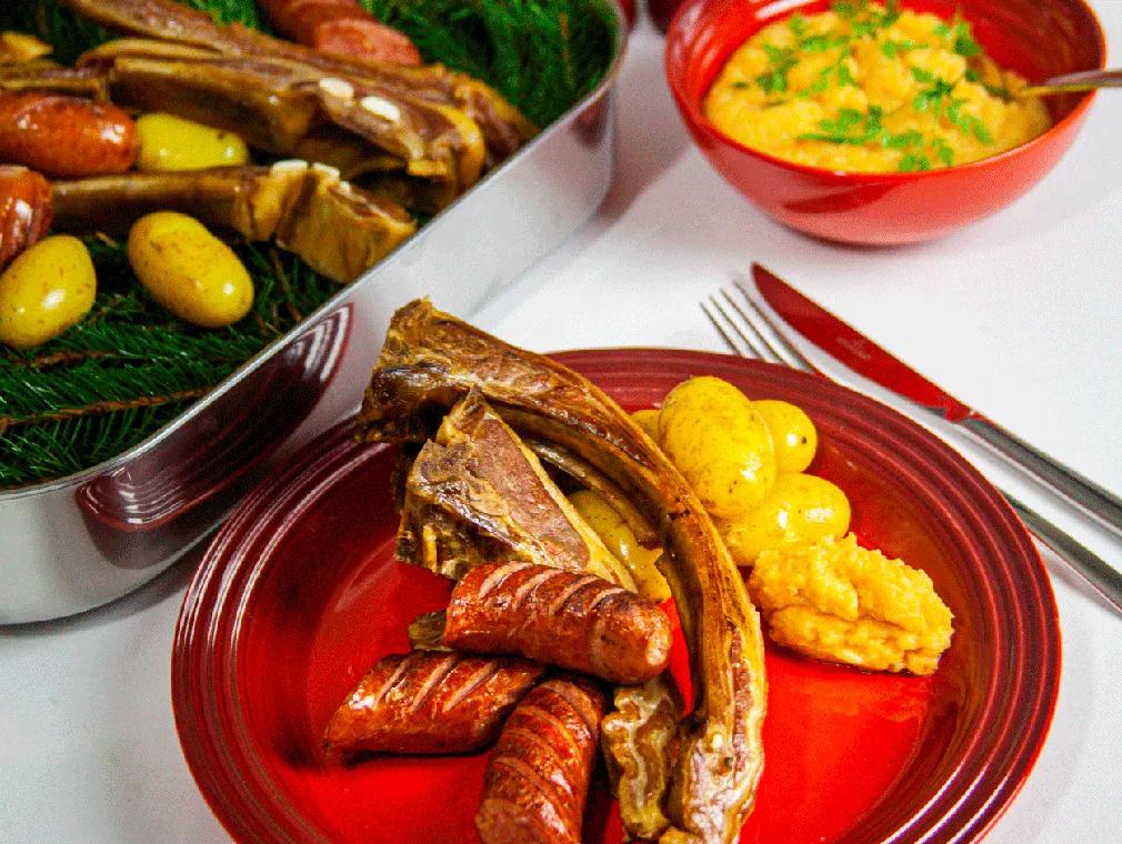 Pinnekjøtt med kålrotstappe