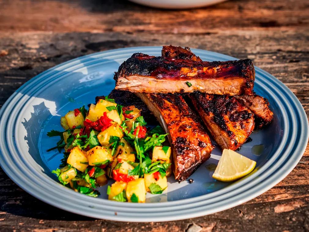 Meksikanske villsvin-spareribs med ananas og habanero-salsa